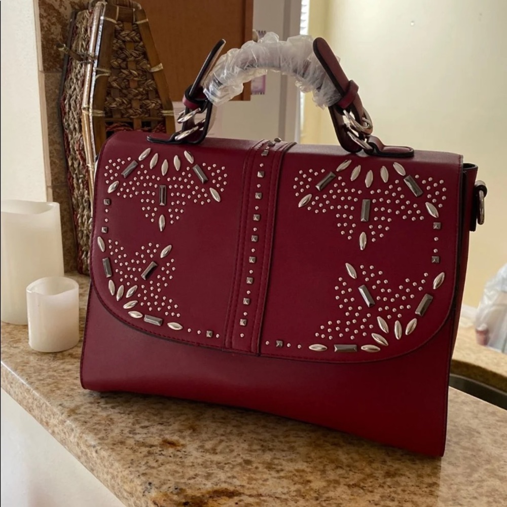 BNWT Chelsea28 Tote Purse